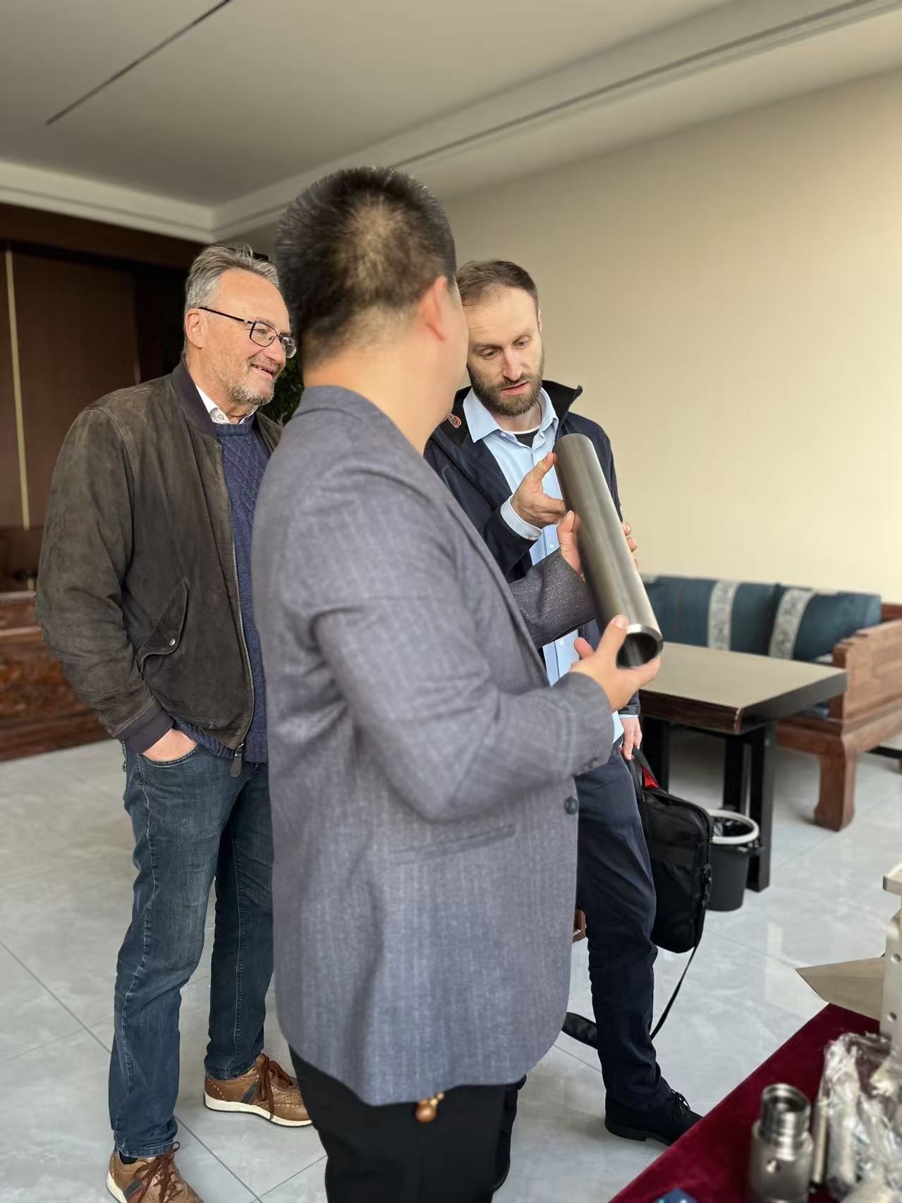 वाह! जर्मन ग्राहकहरूले हाम्रो कम्पनीमा 