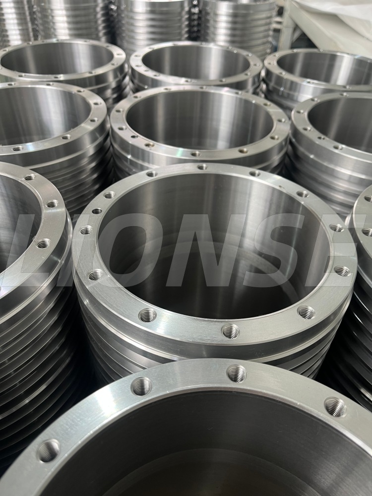 प्राविधिक पुनरावृत्तिले औद्योगिक स्तरवृद्धिलाई सशक्त बनाउँछ - स्लिभ मेसिन पार्ट्सले उच्च परिशुद्धता अनुप्रयोगहरूको नयाँ अध्यायमा प्रवेश गर्छ