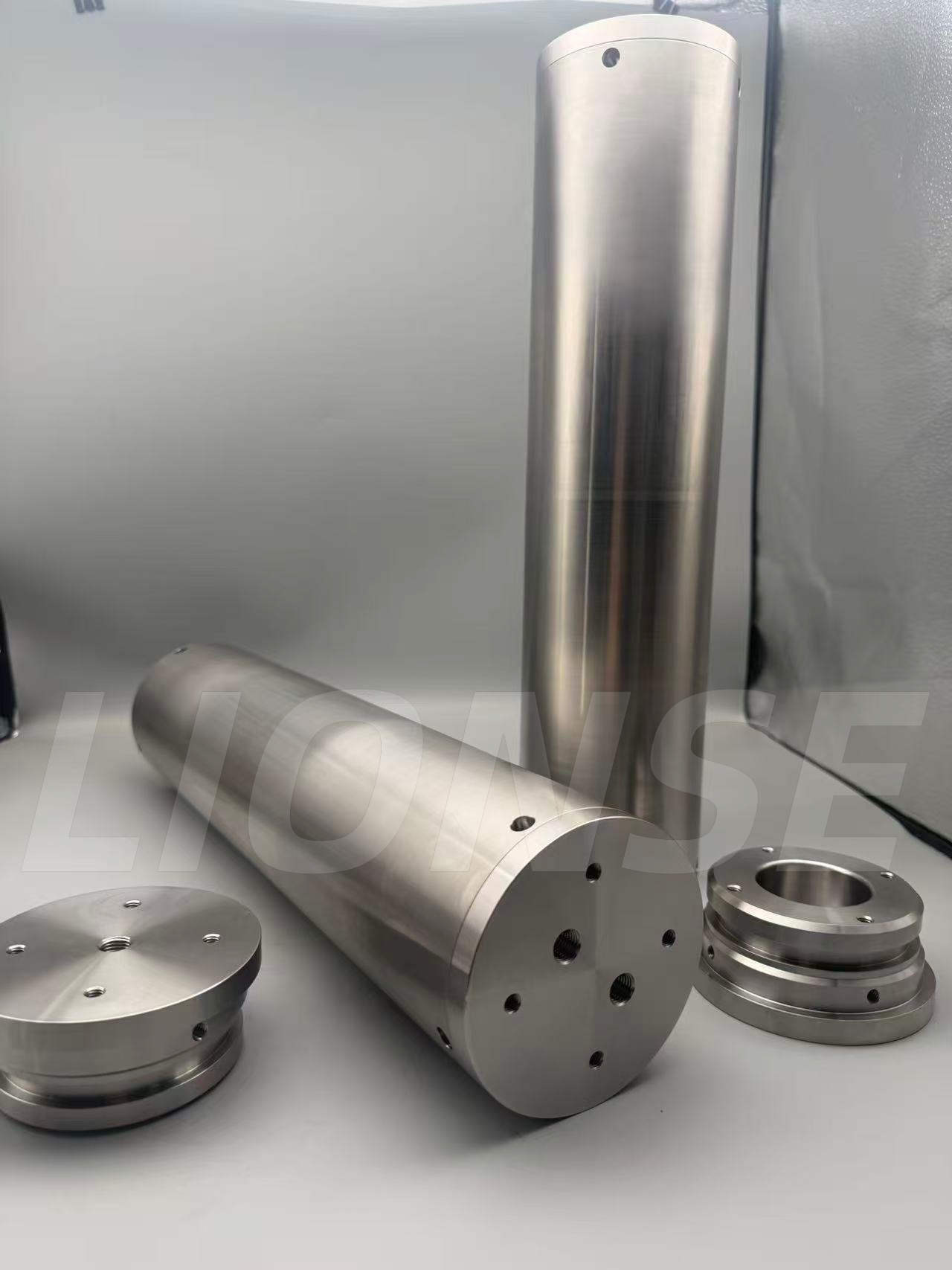 गहिरो-समुद्र अन्वेषण सोनार सिलिन्डर शरीरको लागि SS316L सिल गरिएको कार्बिन पार्ट्स