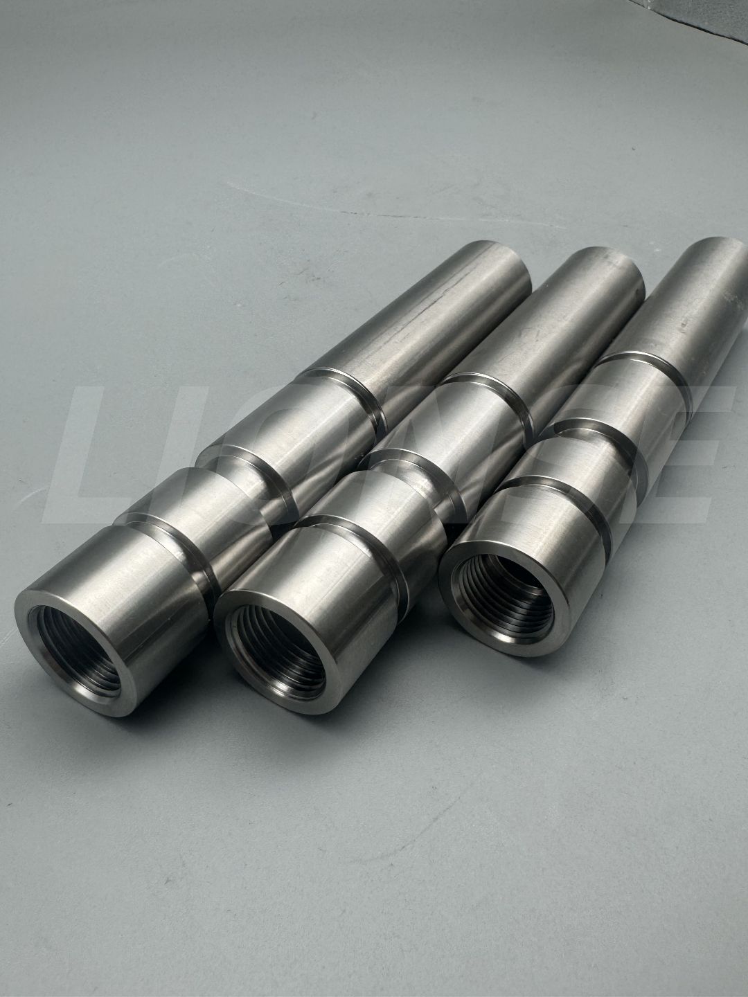 NC टर्निङको साथ टाइटेनियम ग्रेड 5 शाफ्ट